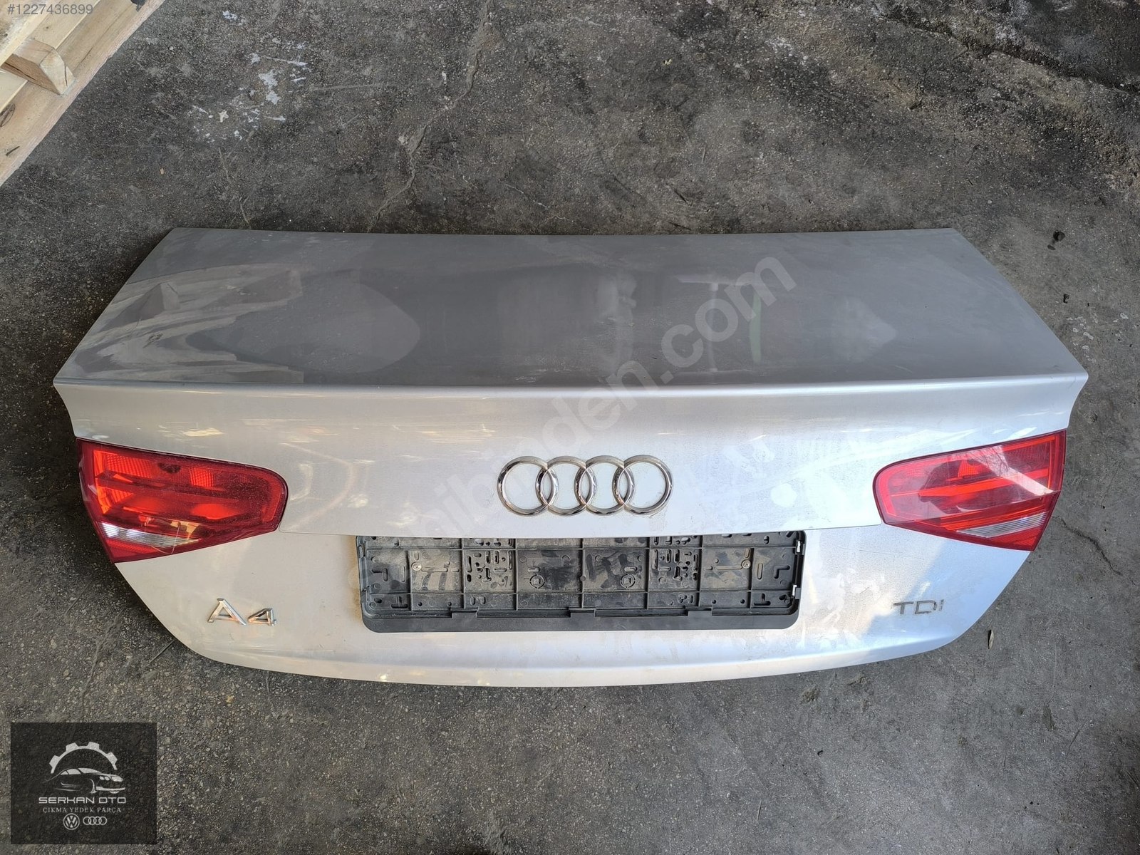 AUDİ A4 2013 MODEL BAGAJ KAPAĞI ORJİNAL ÇIKMA PARÇA